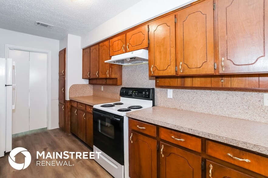 Building Photo - 1826 El Paso St