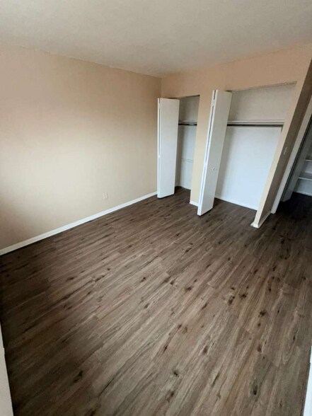 Building Photo - 14835 Euclid Ave