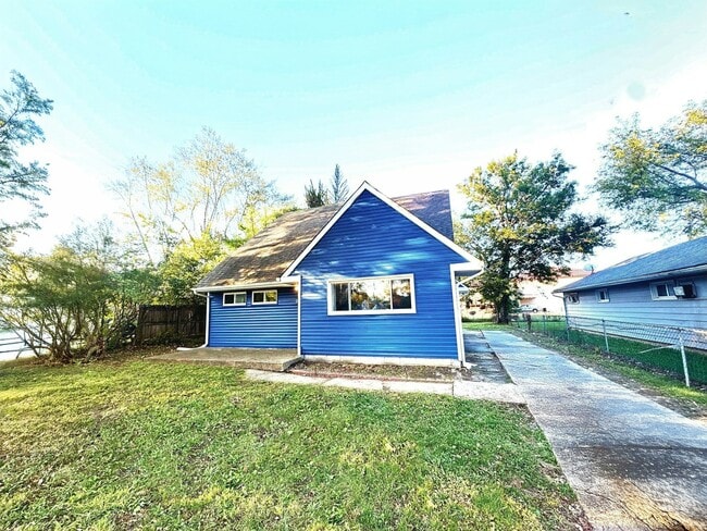 Building Photo - 2294 Minnesota Ave