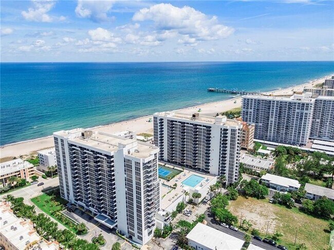 Building Photo - 531 N Ocean Blvd