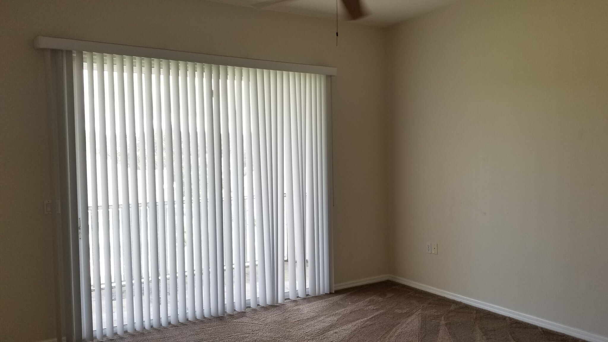 Building Photo - 2533 Stanhope Dr