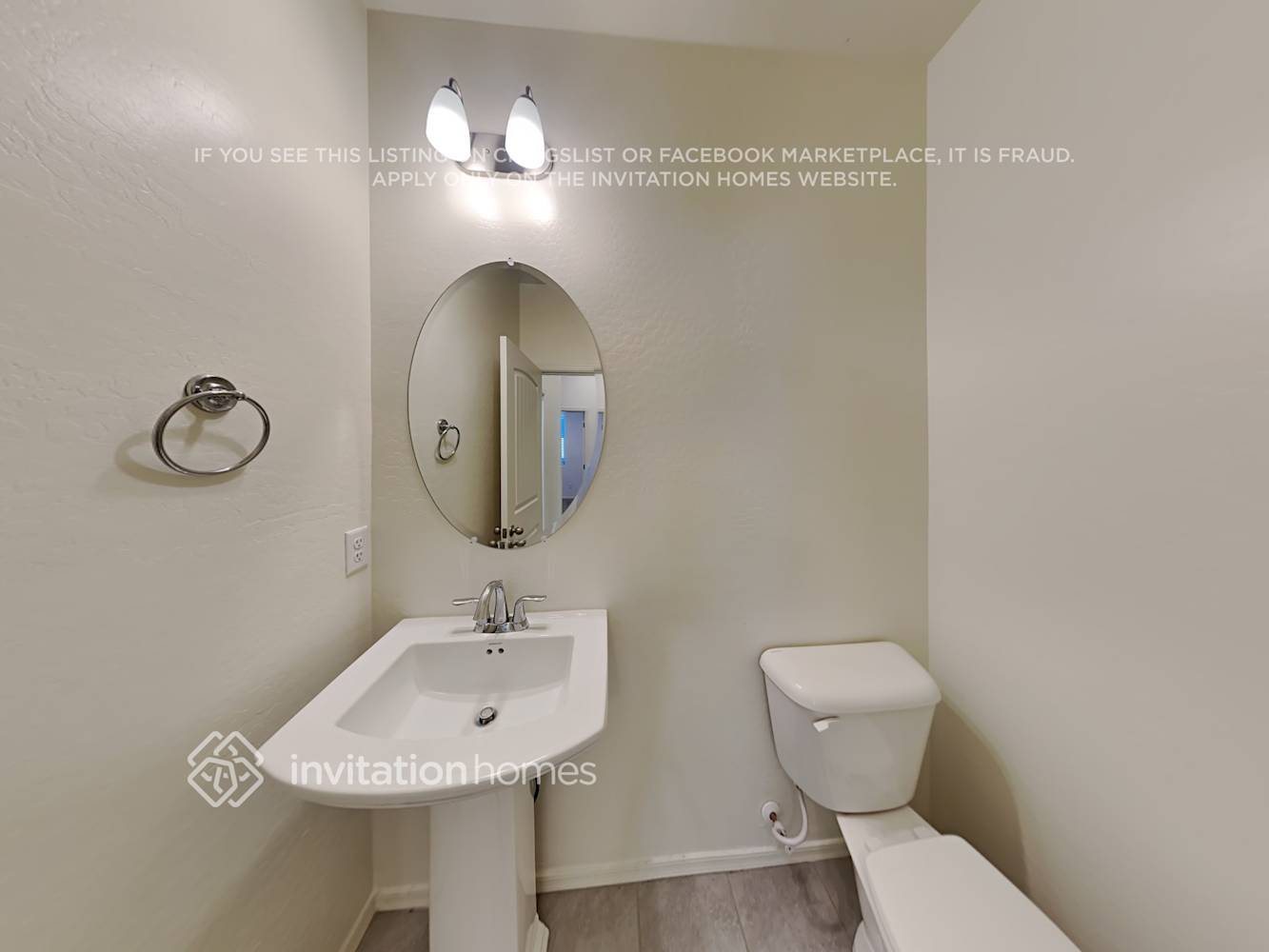 Building Photo - 17649 W Via De Luna Dr