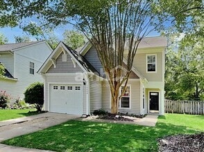 Building Photo - 10604 Secret Garden Ln