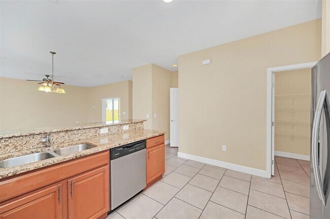 Building Photo - 2311 Whitley Ln