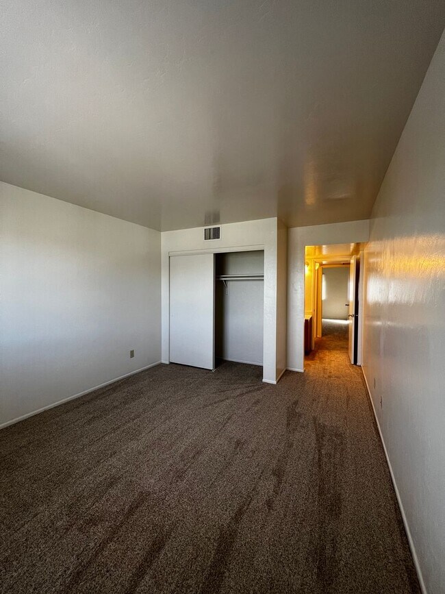 Building Photo - 6132 Antelope Villas Cir