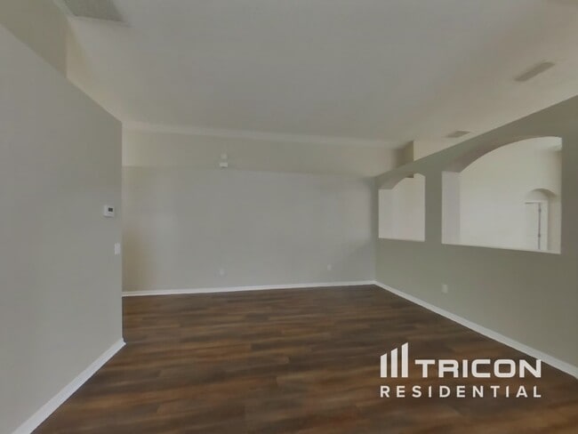Building Photo - 13461 Staghorn Rd