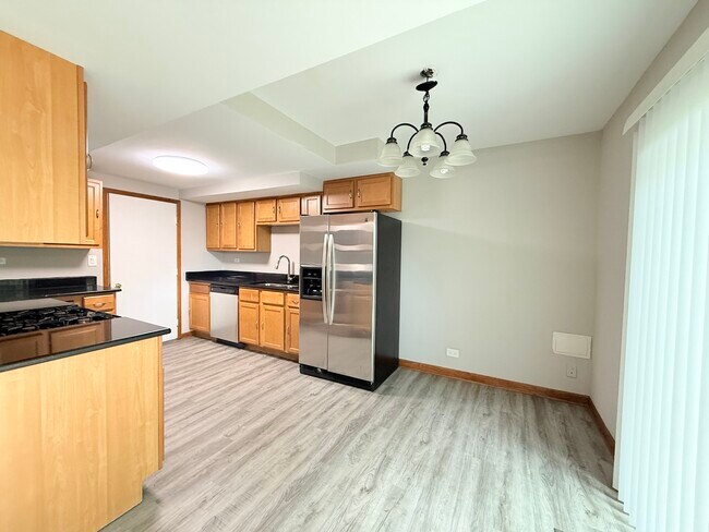 Building Photo - 229 Juniper Ln