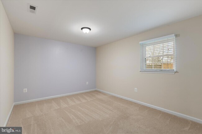 Building Photo - 3813 8th St