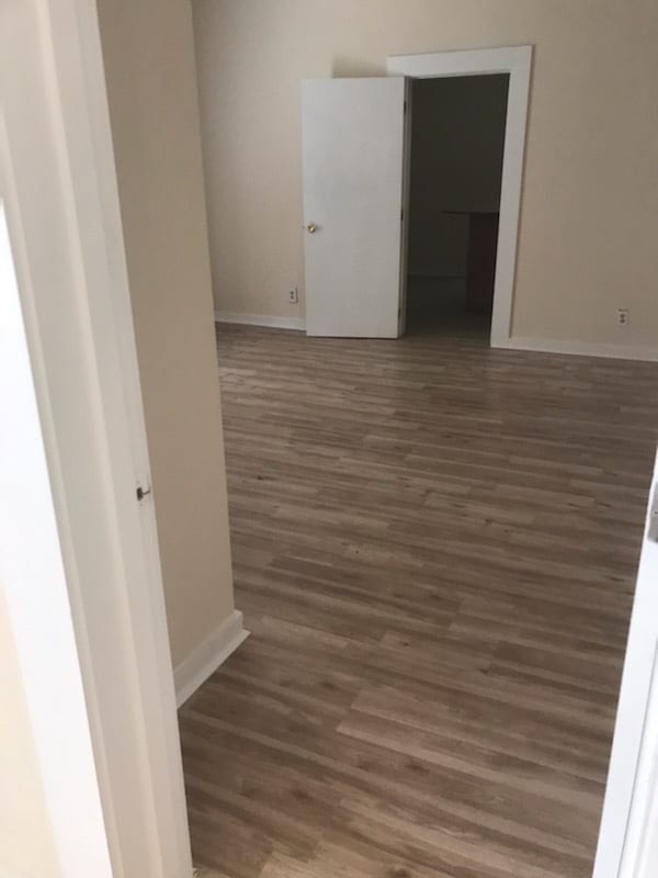 Building Photo - 619 E Solomon St