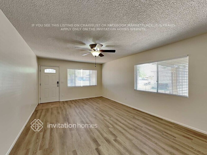 Building Photo - 3240 W Cholla St