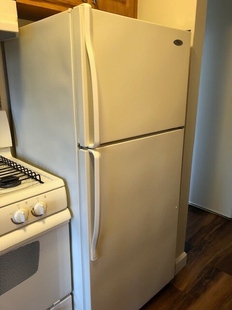 Kitchen3 - 3515 Chestnut Ave