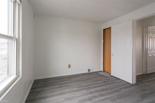 Building Photo - 2 br, 1 bath House - 3080 Goodson St Singl...