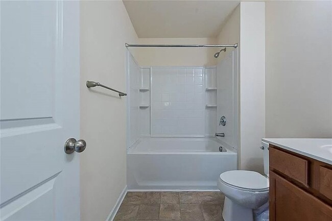 Building Photo - 311 Sandy Spring Ln