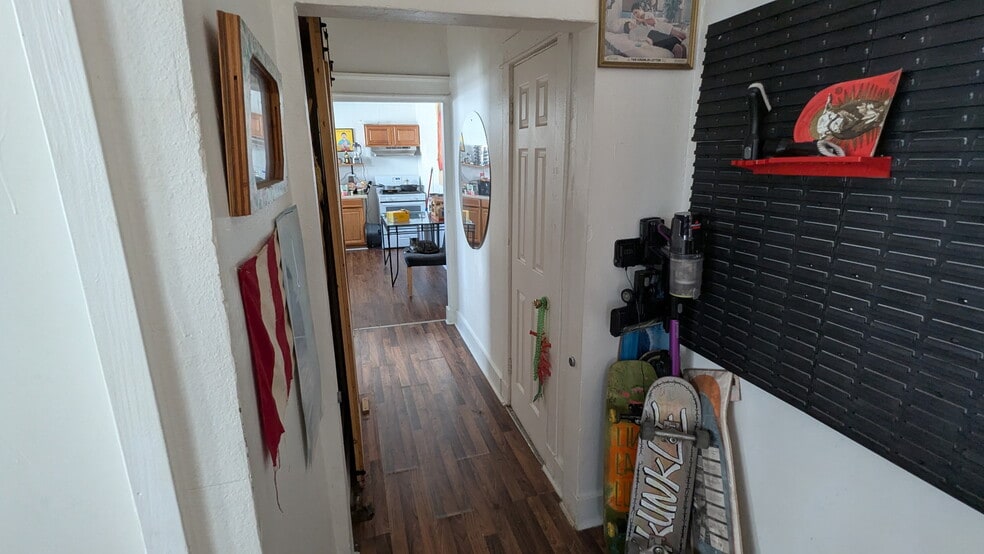 Building Photo - 1521 Pauline St