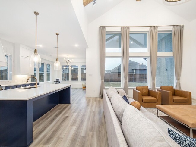Building Photo - Luxurious 5-Bedroom Smart Home with Media ...