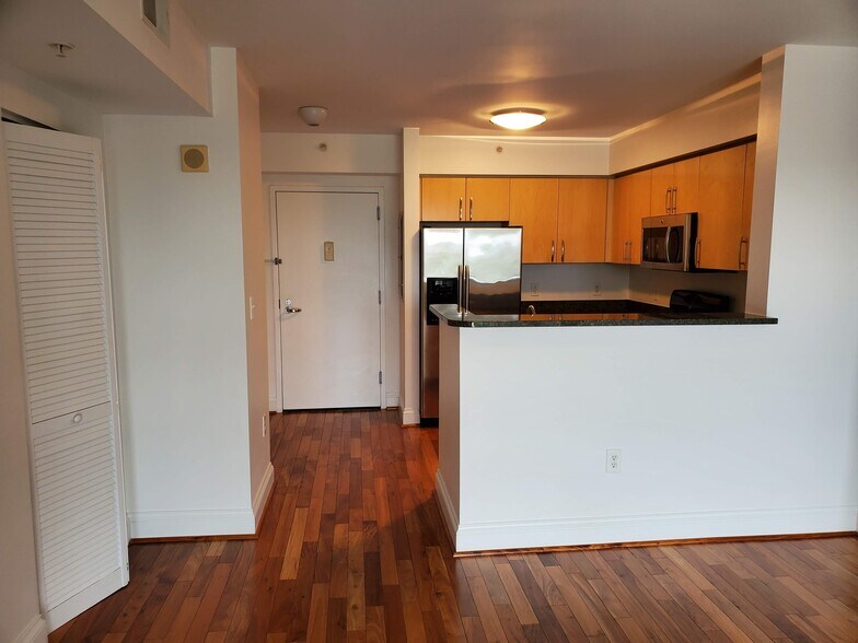 Inside Unit facing front door - 1000 New Jersey Ave SE