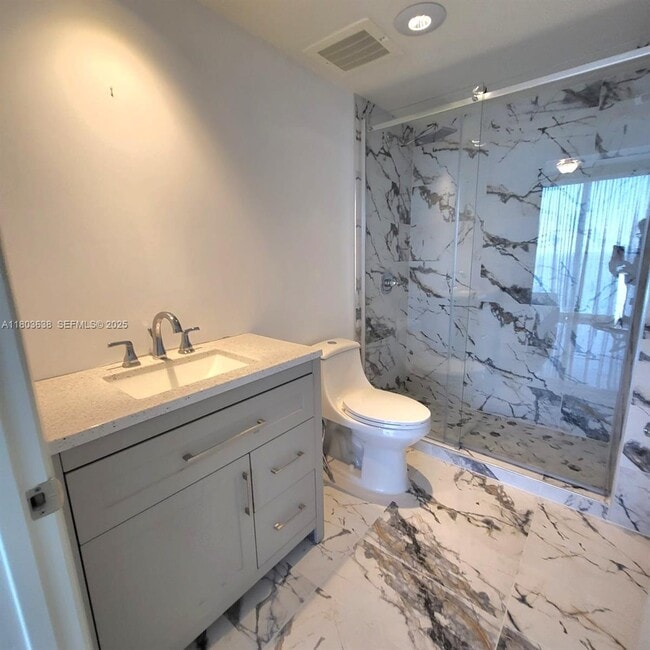 Building Photo - 1830 S Ocean Dr