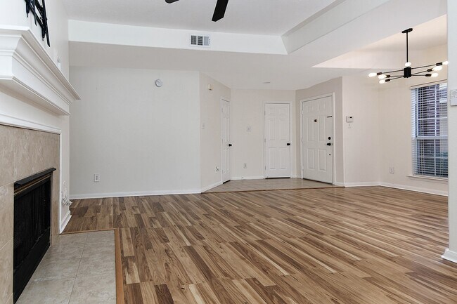 Building Photo - 35 S Avonlea Cir