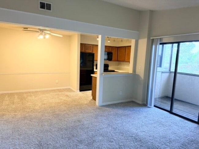 Building Photo - 2 bedroom 2 bath condo in Parkview Village of Winter Park