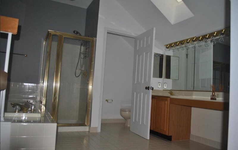Building Photo - 14017 Gullivers Trail