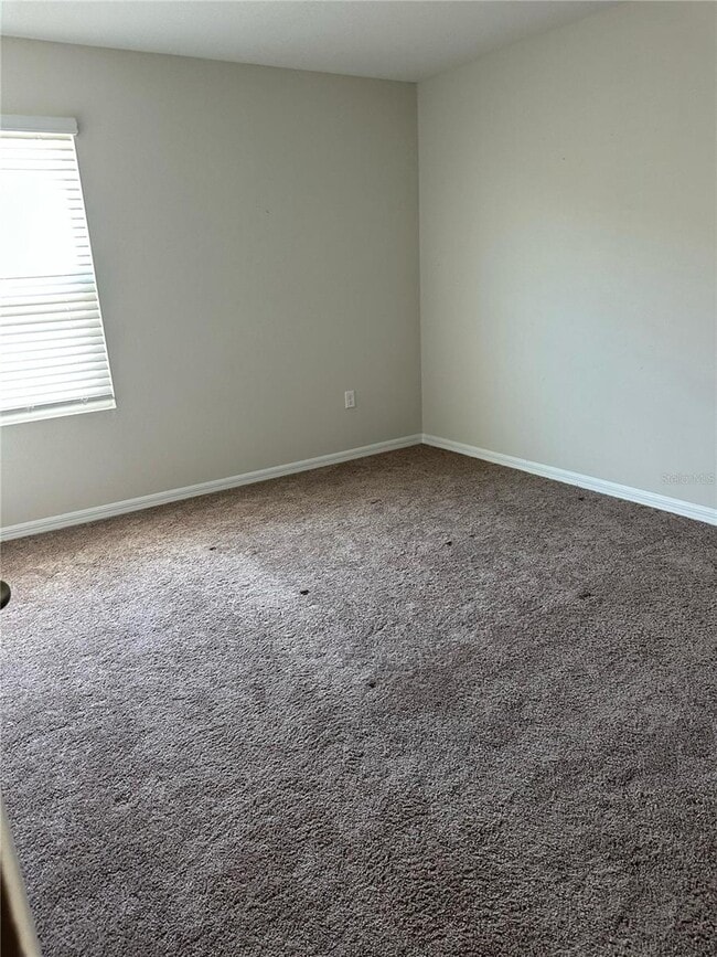 Building Photo - 1572 Ellesmere Ave