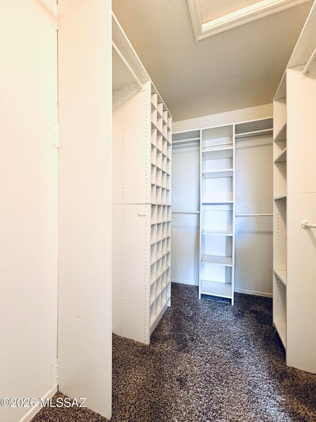 Building Photo - 2875 W Simplicity Dr