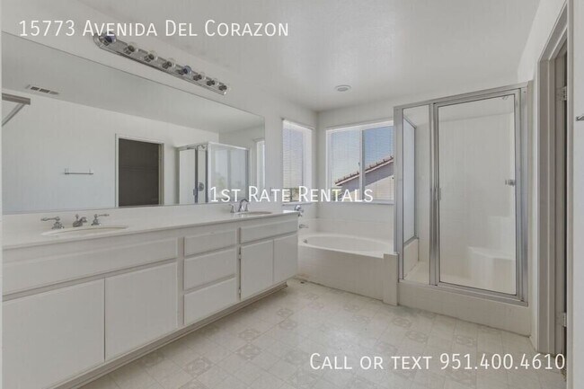 Building Photo - 15773 Avenida Del Corazon