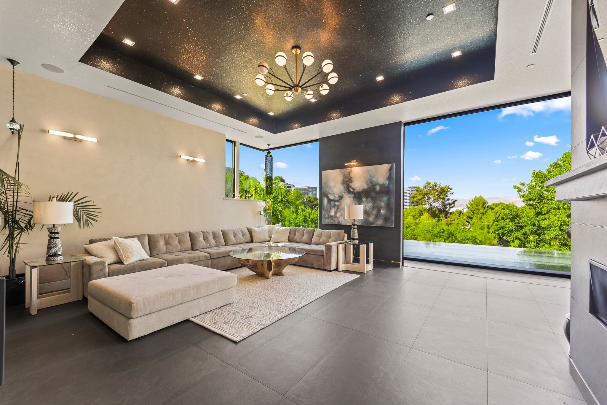 Building Photo - 3712 Broadlawn Dr