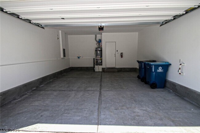 Building Photo - 20 Barbara Ln