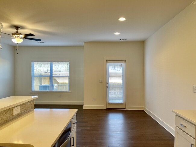 Building Photo - 23 Auburn Crossing Dr