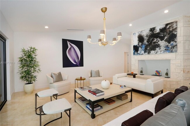 Building Photo - 7322 Vistalmar St