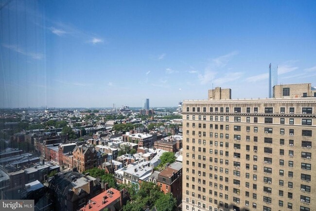 Building Photo - 2020 Walnut St
