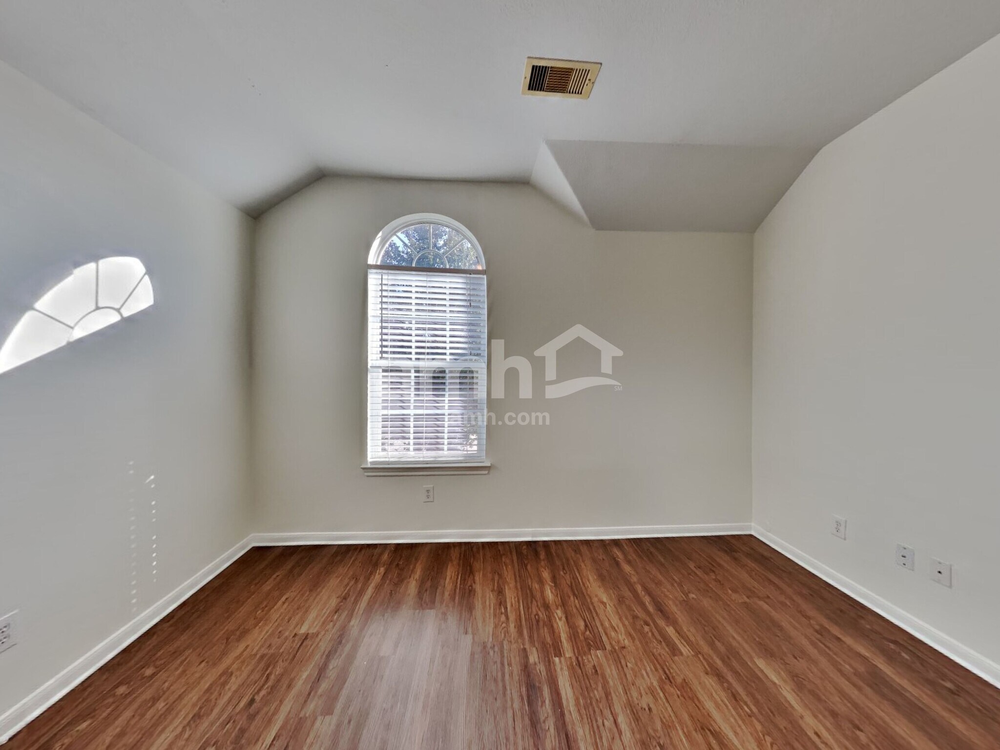 Building Photo - 9245 Clearwood Landing Blvd