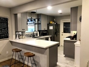 Building Photo - 7151 Neff St