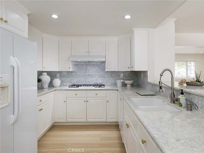 Building Photo - 5244 W 137th Pl