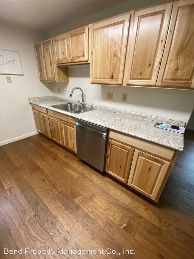 Building Photo - 3 br, 1 bath House - 1459 NW Kingston