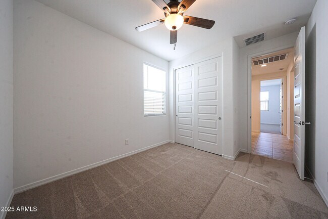 Building Photo - 25180 N 172nd Dr