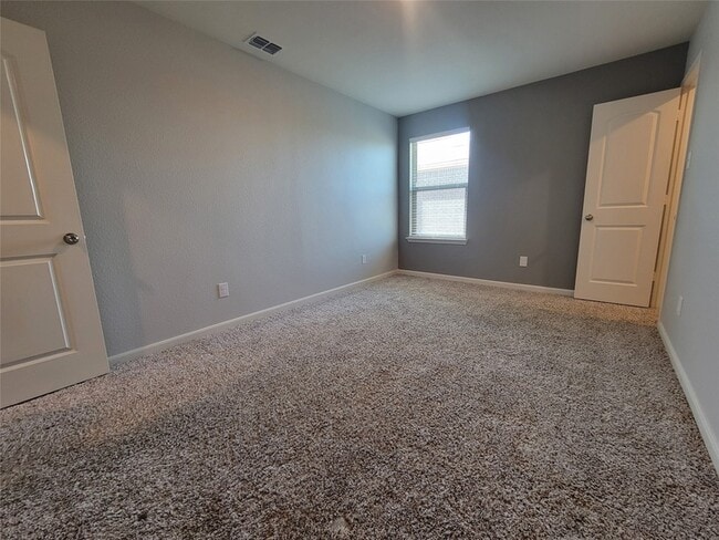 Building Photo - 3012 Villegas Wy