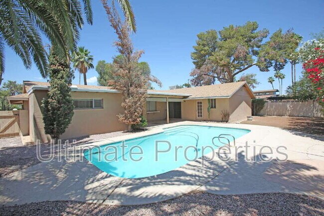 Primary Photo - 8702 E Sells Dr