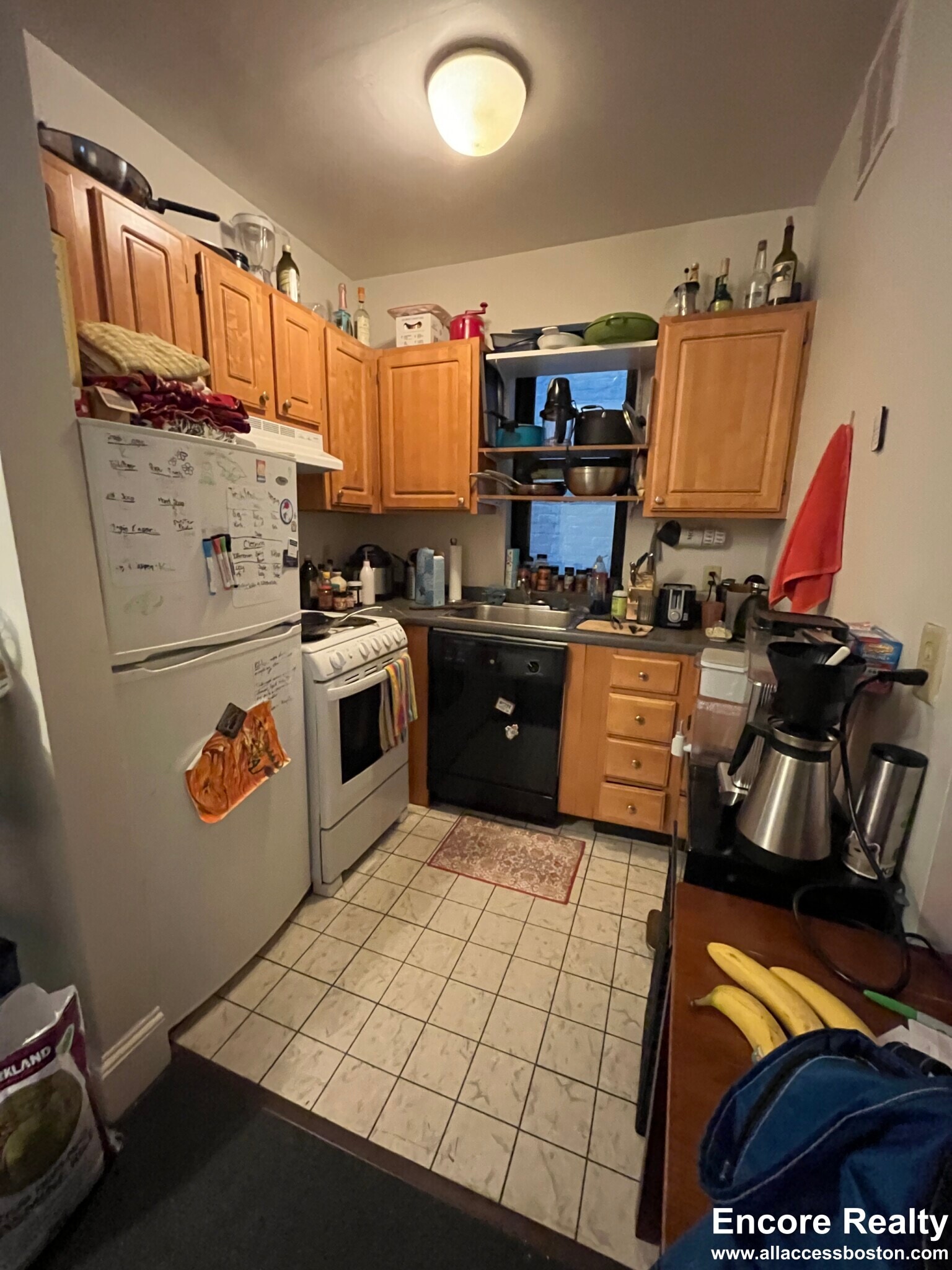 Building Photo - 16 Aberdeen St