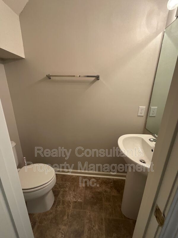 Building Photo - 239 Bridford Downs Dr