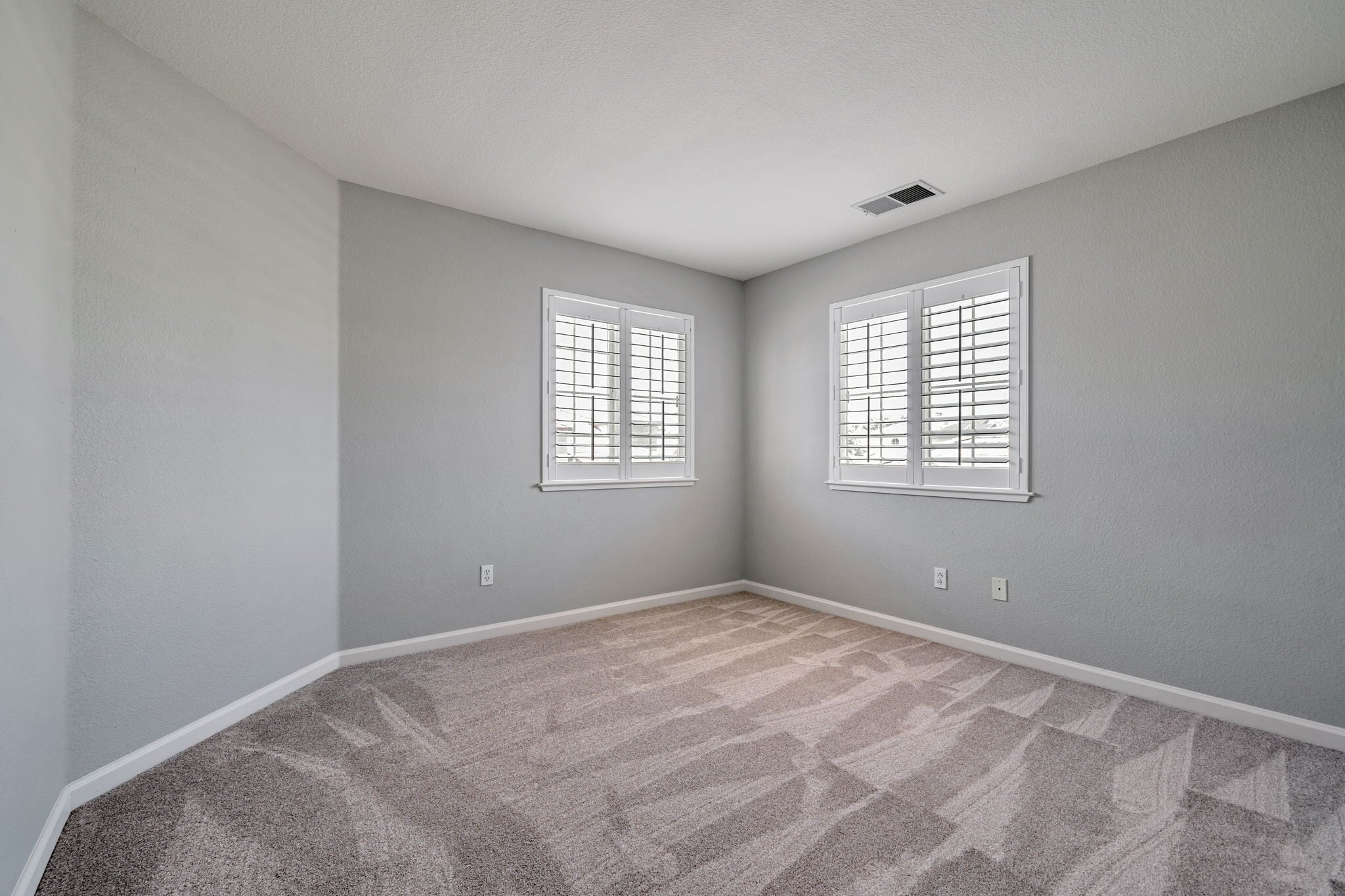Building Photo - 2171 Beech Cmn