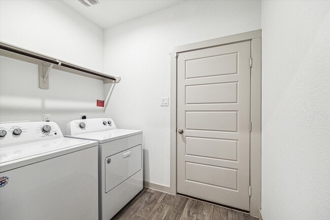 Building Photo - 3004 Ludgate Hill Ln