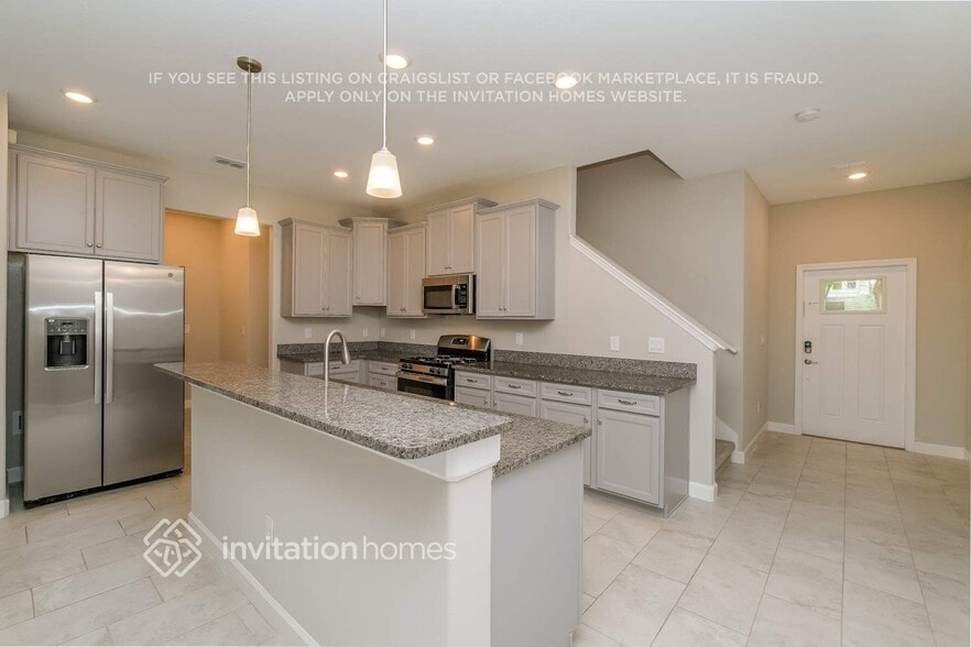 Building Photo - 2899 Gridiron Garden Isle