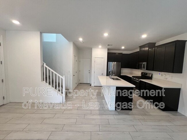 Building Photo - 7366 N Decatur Blvd