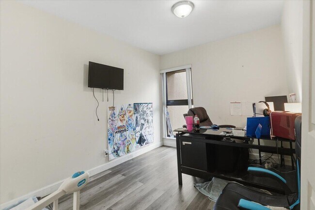 Building Photo - 9240 NW 14th St