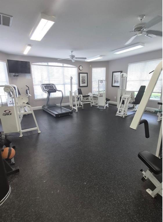 Building Photo - 1990 Erving Cir