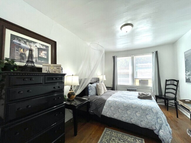 Building Photo - 6651 Berthold Ave