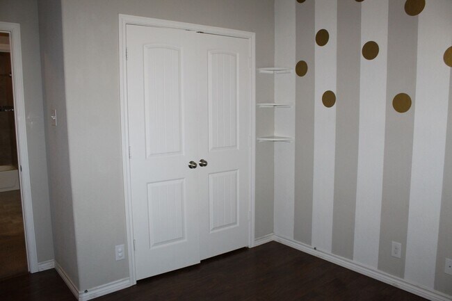 Building Photo - 5 BEDROOM, BELTON ISD
