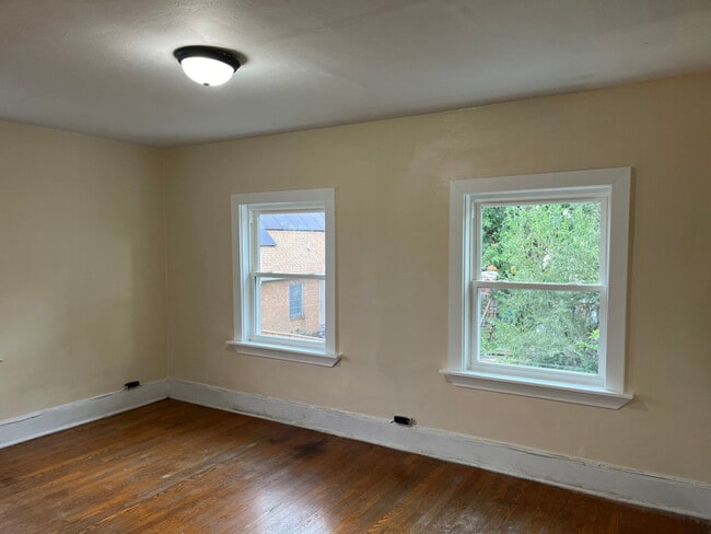 Building Photo - 609 Smithfield Ave